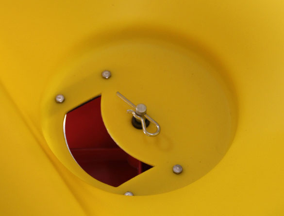 Single-Slot Port