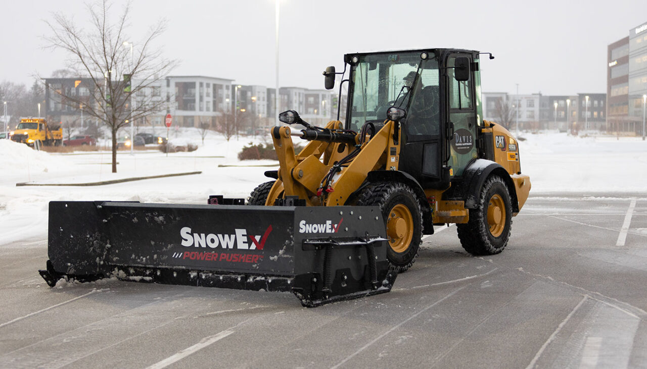 snowex power pusher trace edge